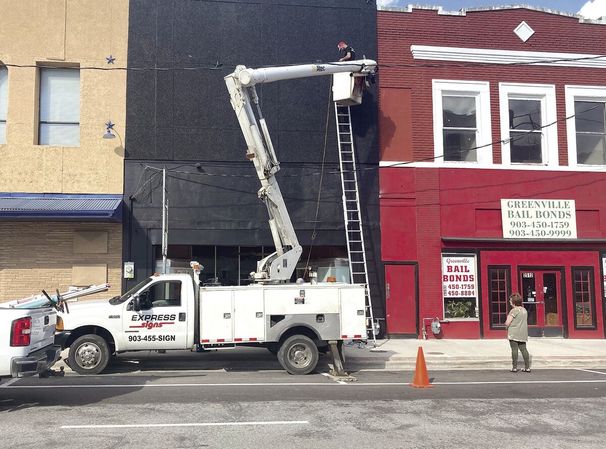 Installing sign
